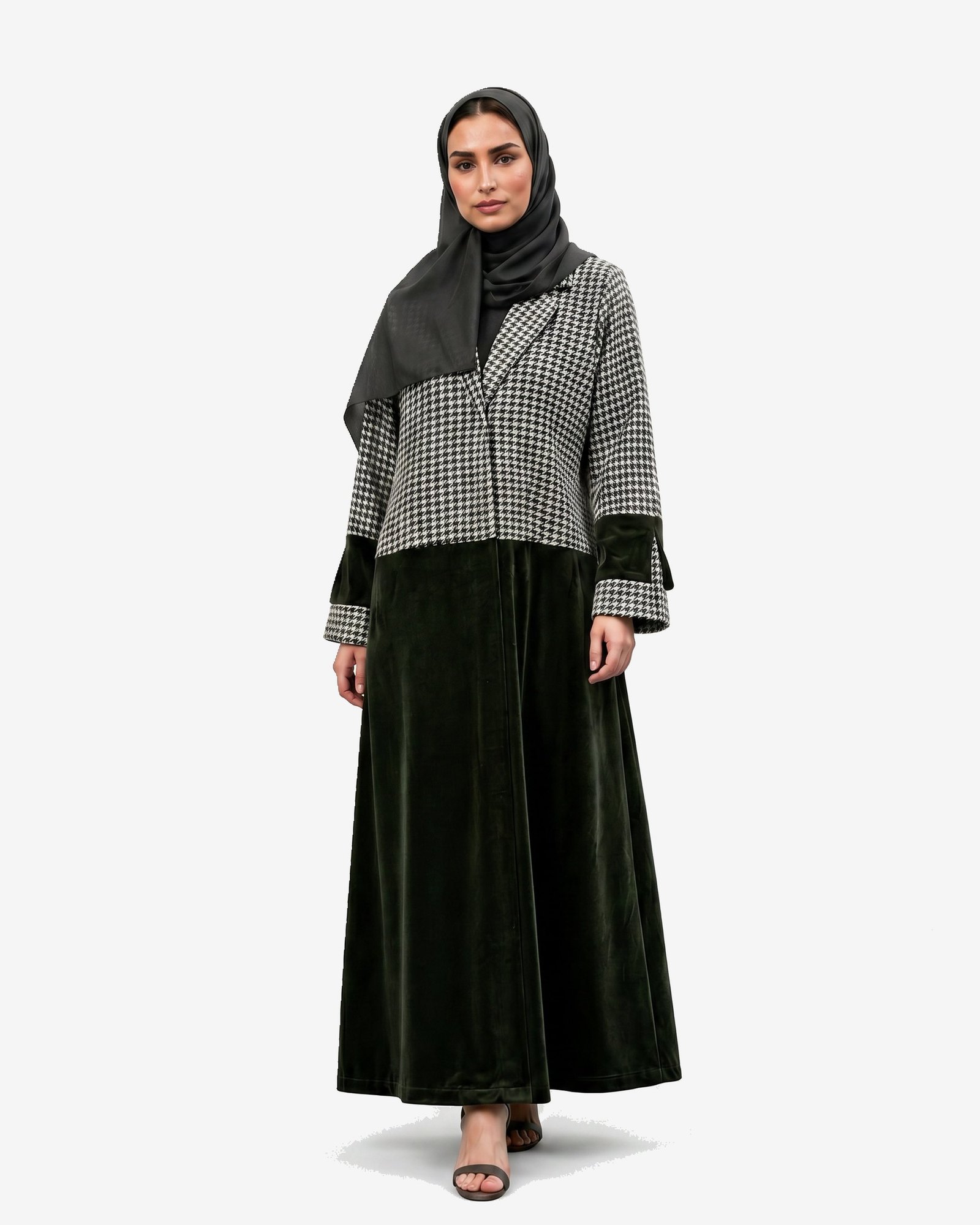 عباية المخمل الأخضر - شانيل